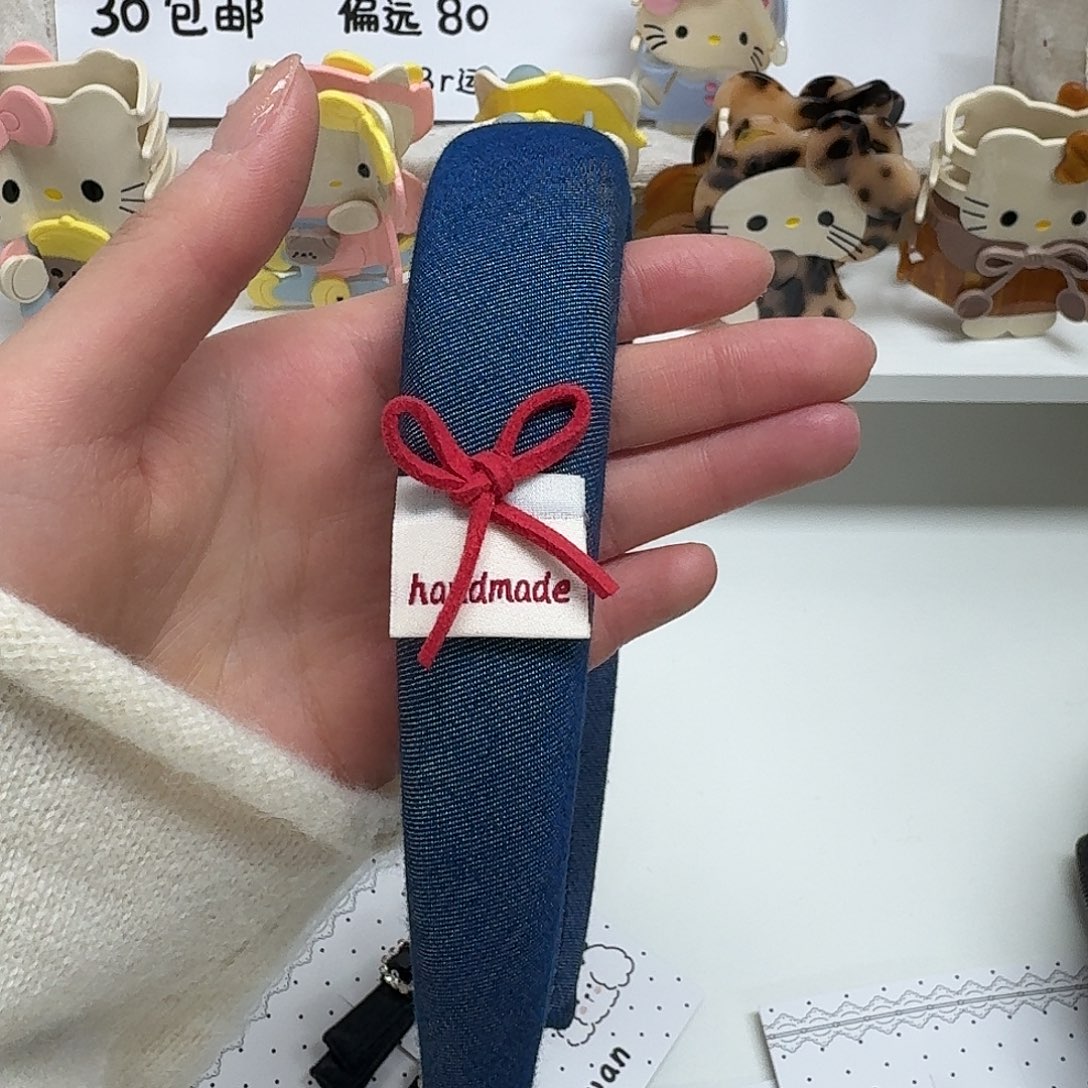 皮质非金属蓝色蝴蝶结