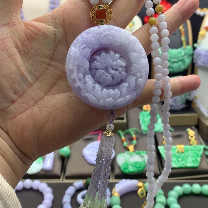 翡翠吊坠(不含链)未镶嵌