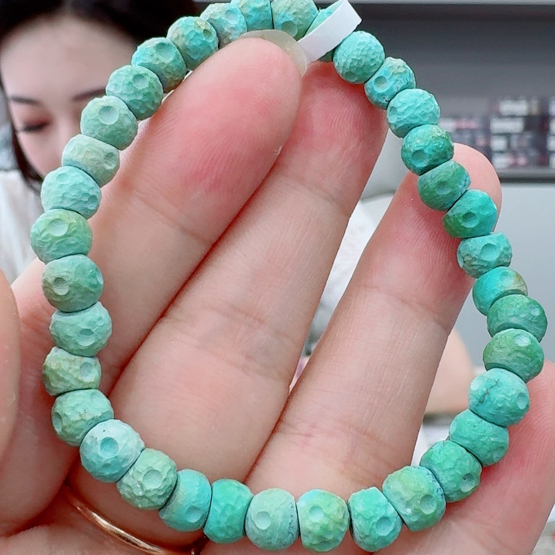 未镶嵌绿松石珠宝奇石