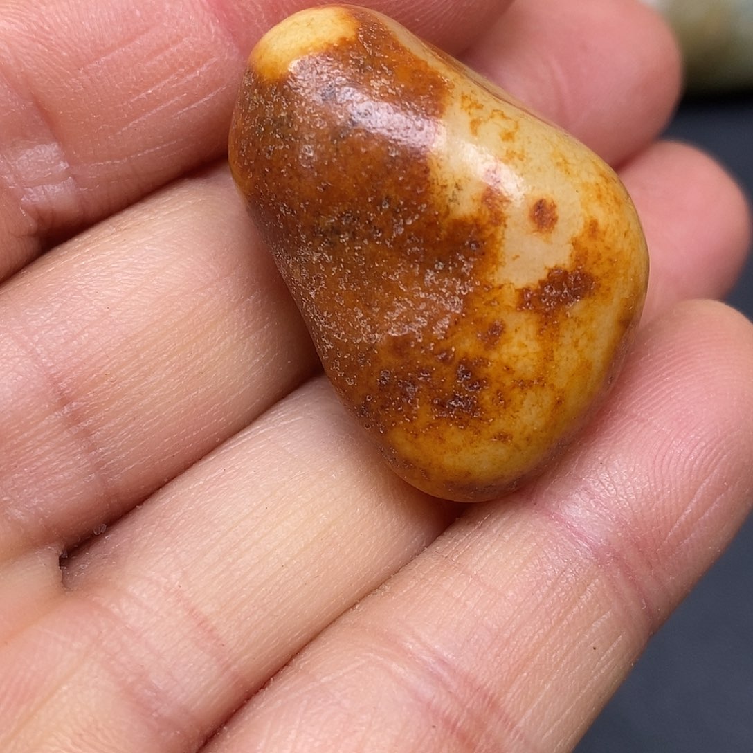 和田玉未镶嵌珠宝奇石