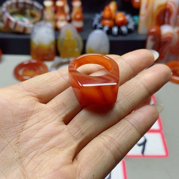 未镶嵌颈饰玛瑙/玉髓笑**尘