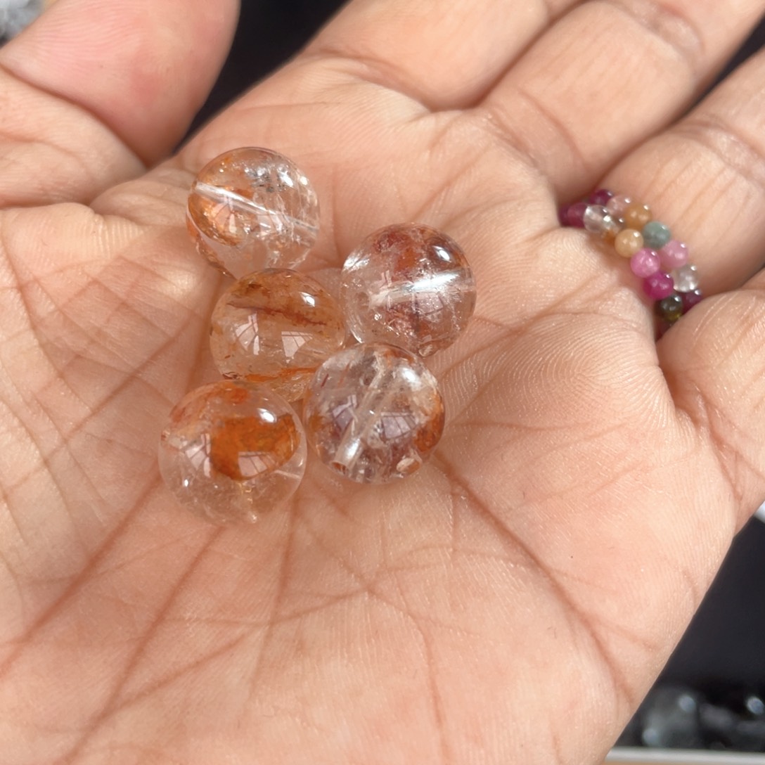 水晶手串未镶嵌12mm红色闪灵单珠多样性发其一