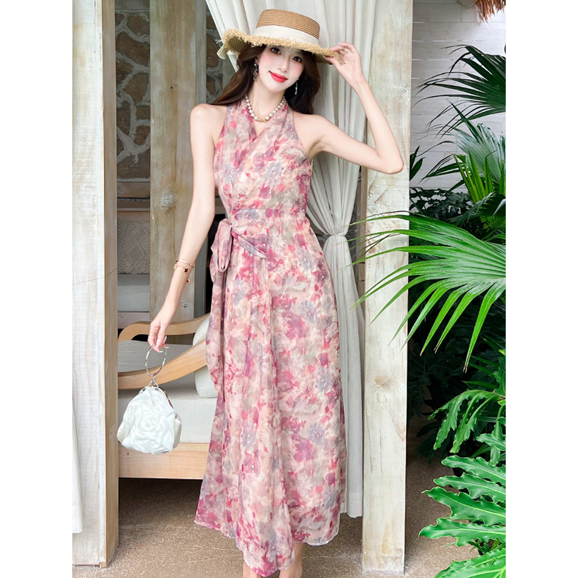 【那年花开】纯欲挂脖v领碎花连衣裙夏修身显瘦长裙气质度假长裙