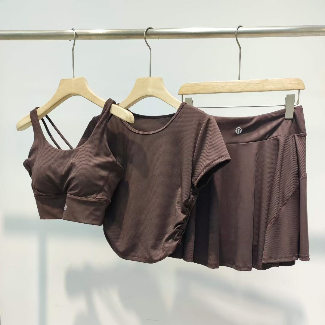 夏季女款高腰短裙瑜伽服套装防走光适合跑步健身运动