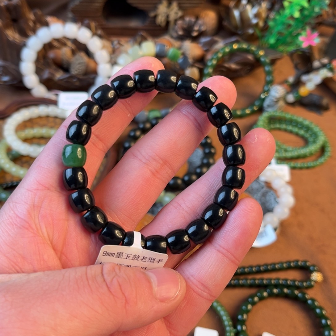 和田玉未镶嵌手链