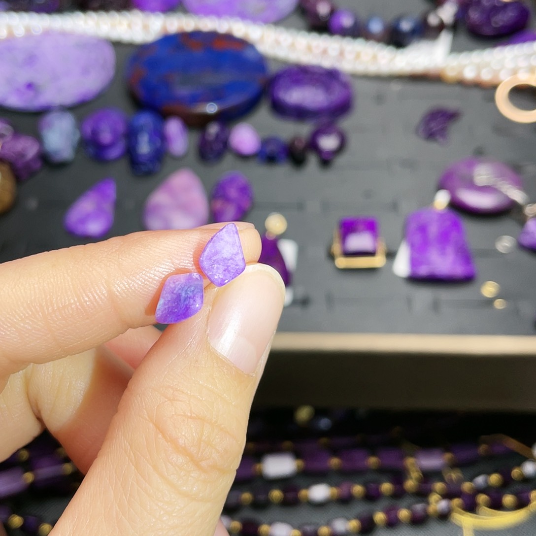 苏纪石（舒俱来）耳钉银S925镶嵌