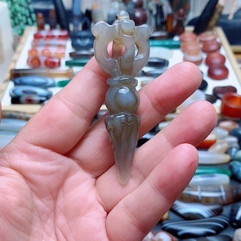 合金颈饰玛瑙/玉髓