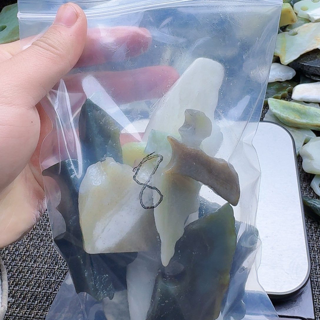 和田玉未镶嵌珠宝半成品