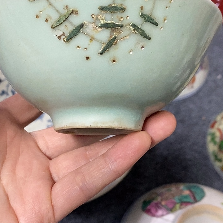 爱***呀豆青碗一个，豆青碗