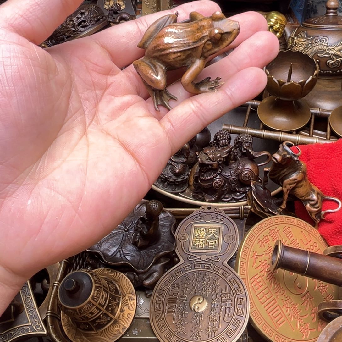 精美铜器点击下单