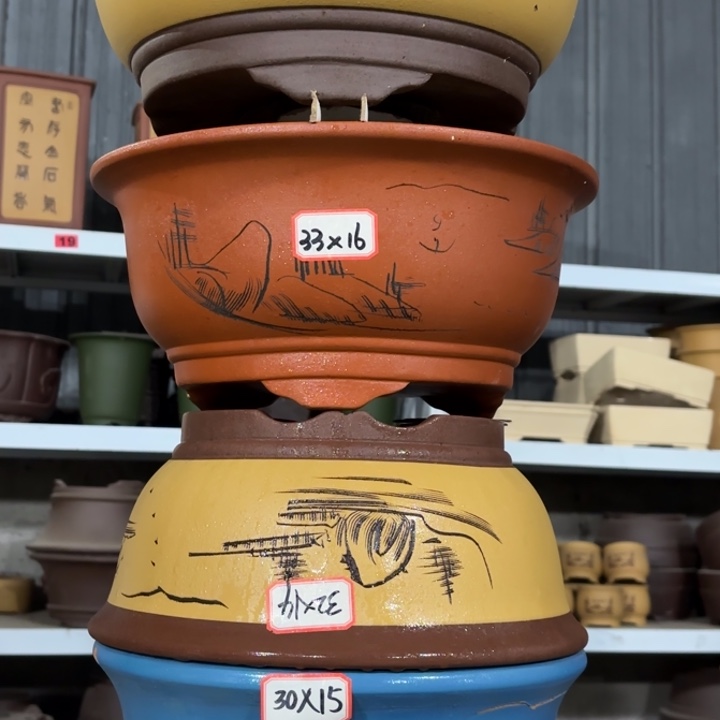 紫砂花盆100-4。     