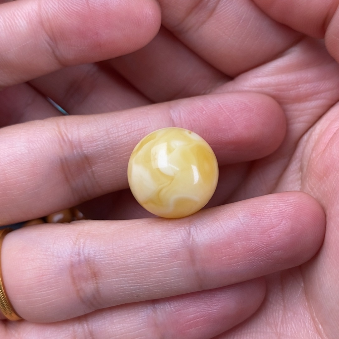 未镶嵌蜜蜡裸石蜜蜡