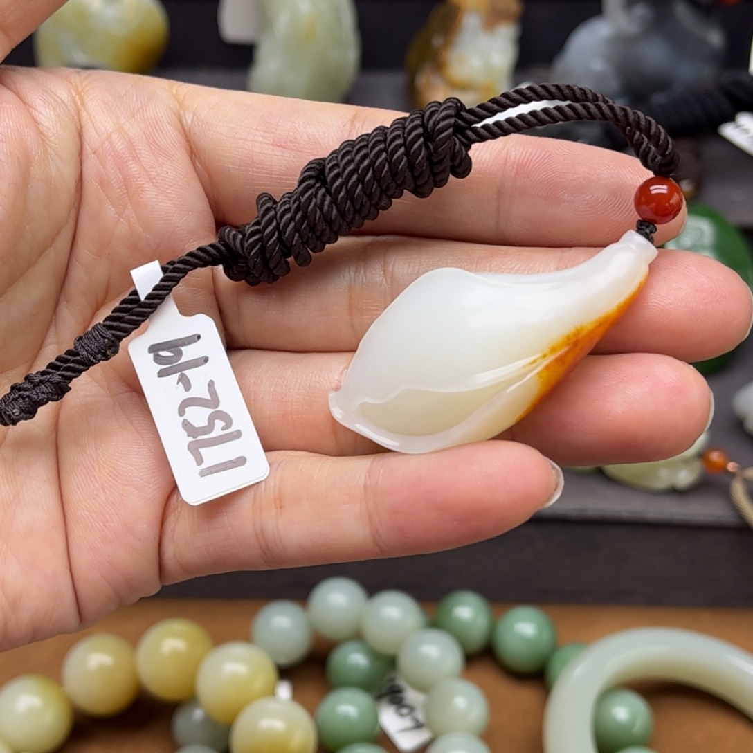 和田玉挂件未镶嵌