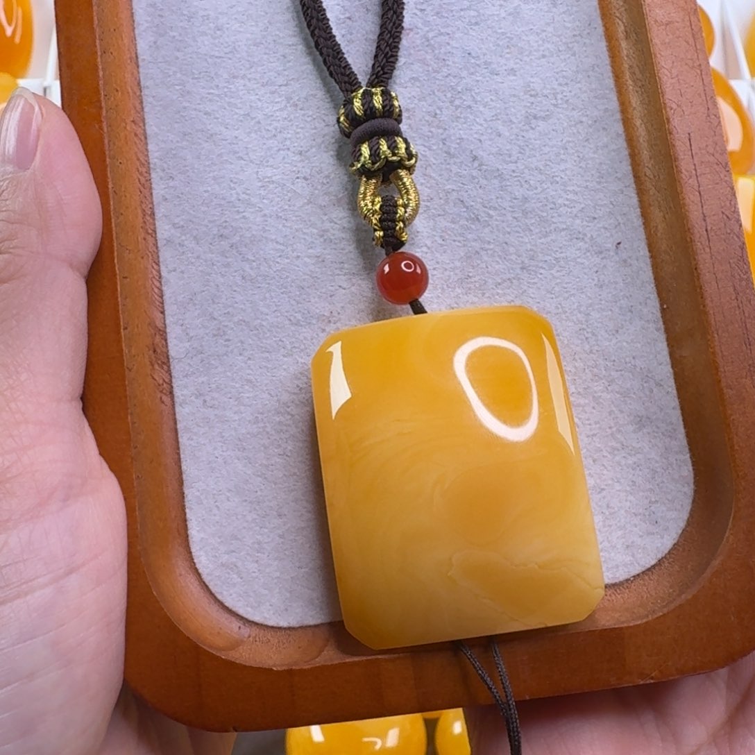 蜜蜡毛衣链未镶嵌