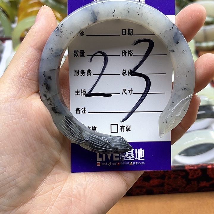 蛇纹石玉手镯合金雅*