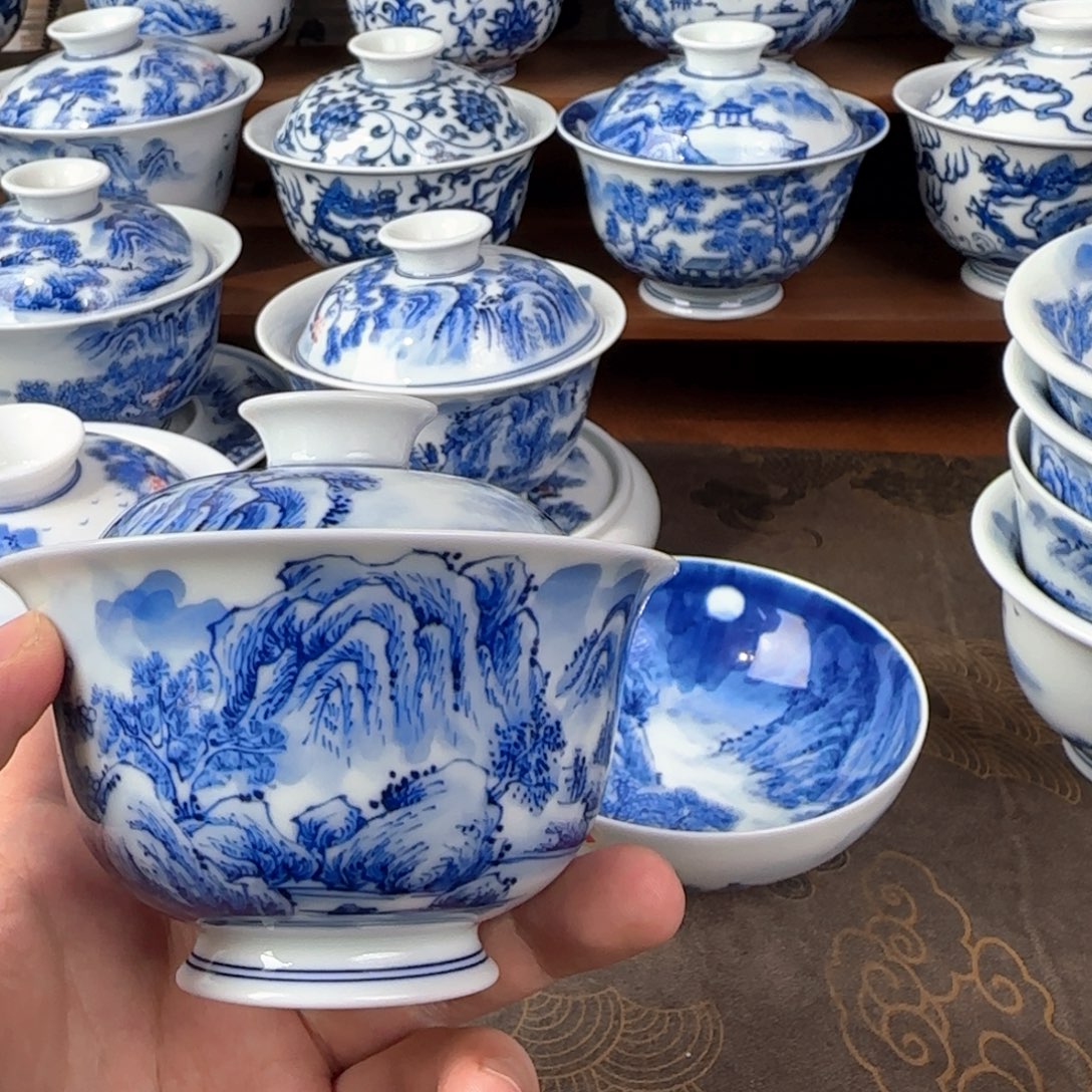 微瑕手绘重工山水盖碗