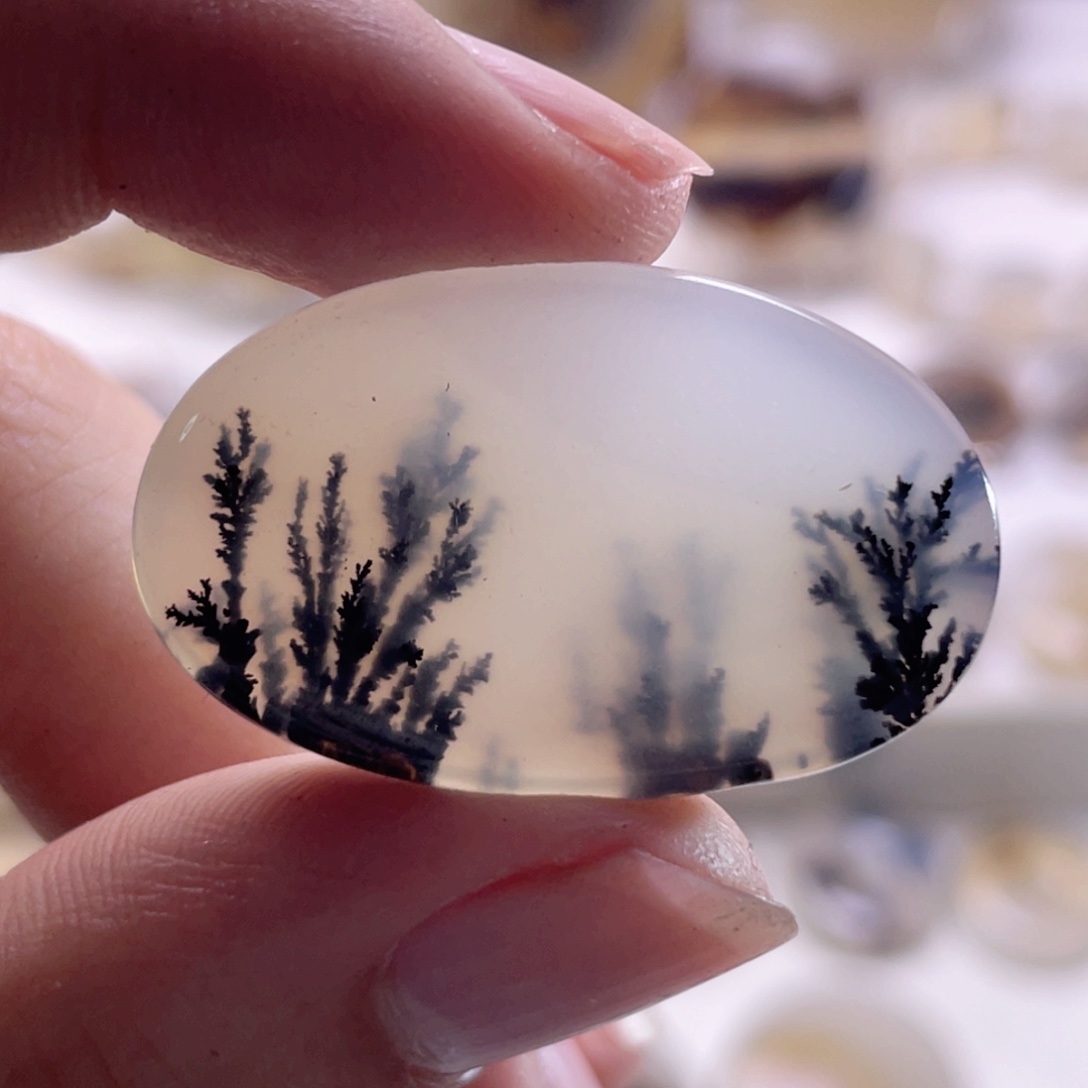 玛瑙/玉髓未镶嵌珠宝奇石