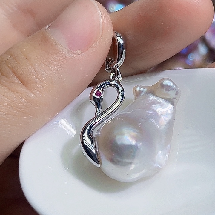 颈饰未镶嵌淡水珍珠