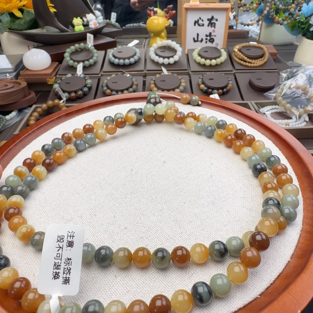 【***姐和田玉未镶嵌手链卡8特色楼兰108带3颗顶珠，118