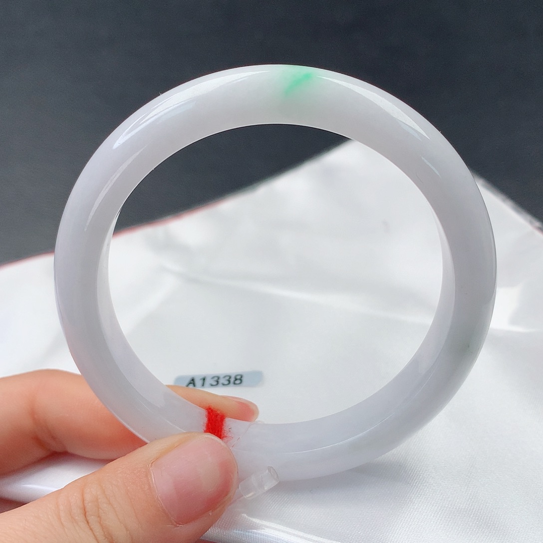 翡翠手镯未镶嵌0010正58:8