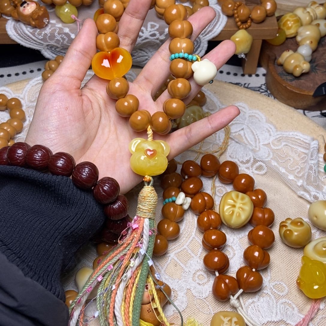 吊坠猴头核桃屁桃卡15