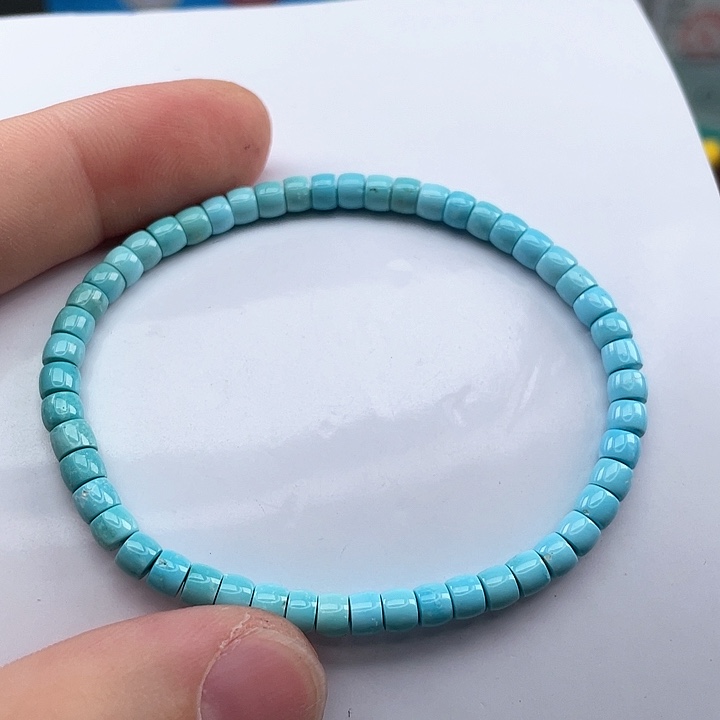 绿松石颈饰未镶嵌