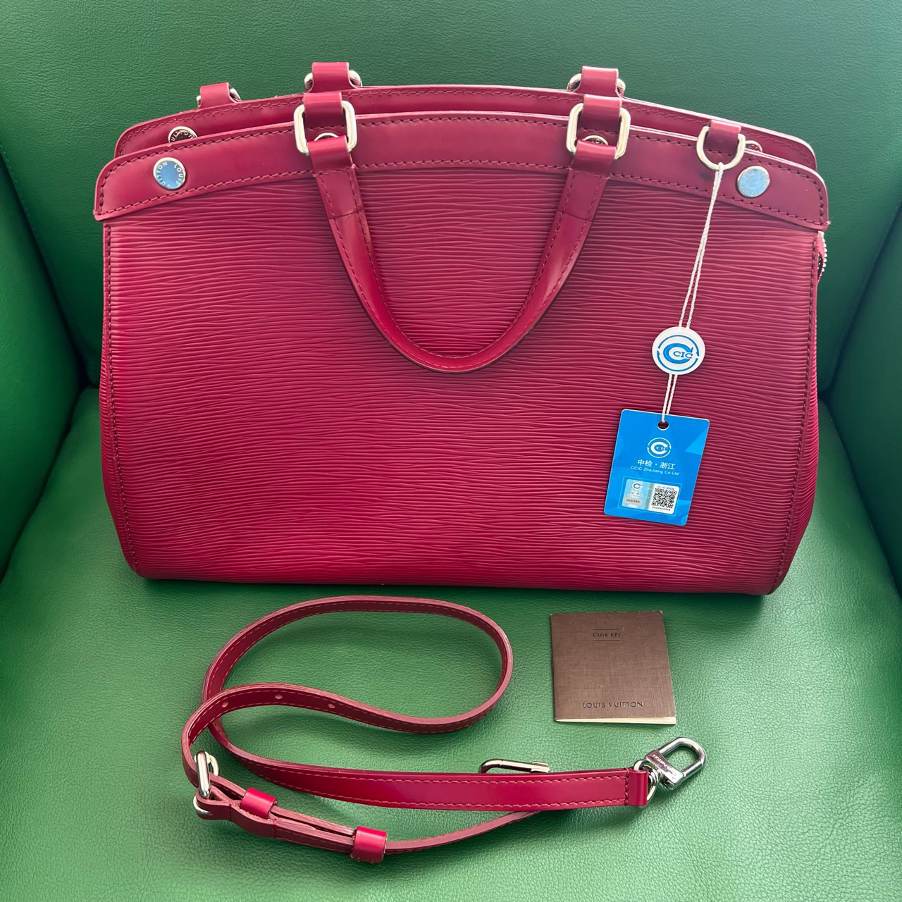 95新 LouisVuitton/路易威登 路易威登 红色水波纹医生单肩斜挎包