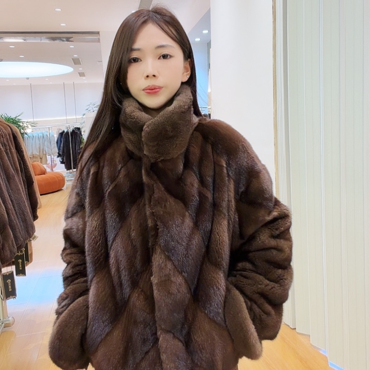 水貂皮斜拍60长咖色