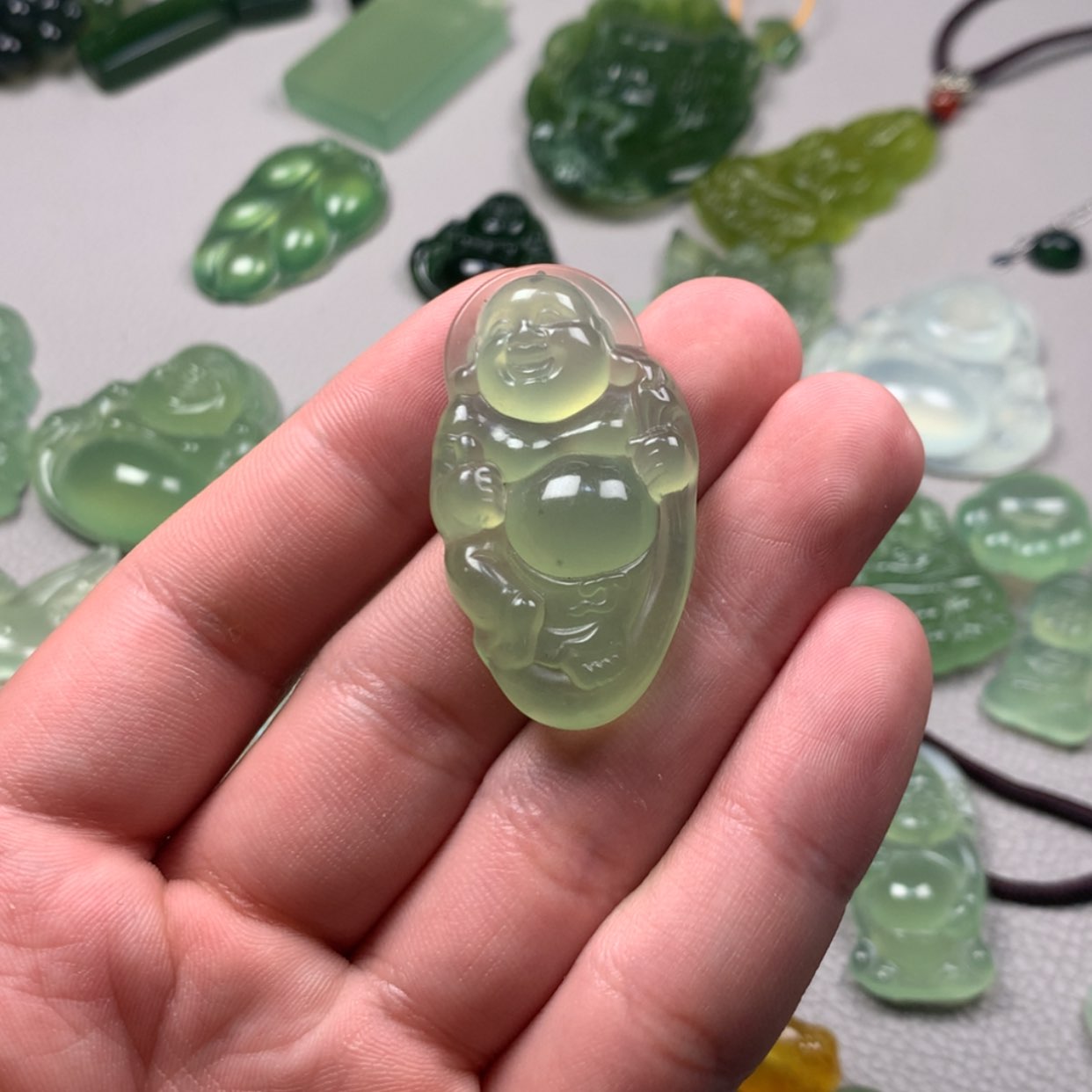 【闪购商品】蛇纹石玉未镶嵌岫玉