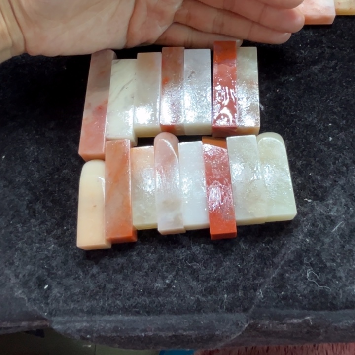 老挝石一***片15个。。。。。。。。。