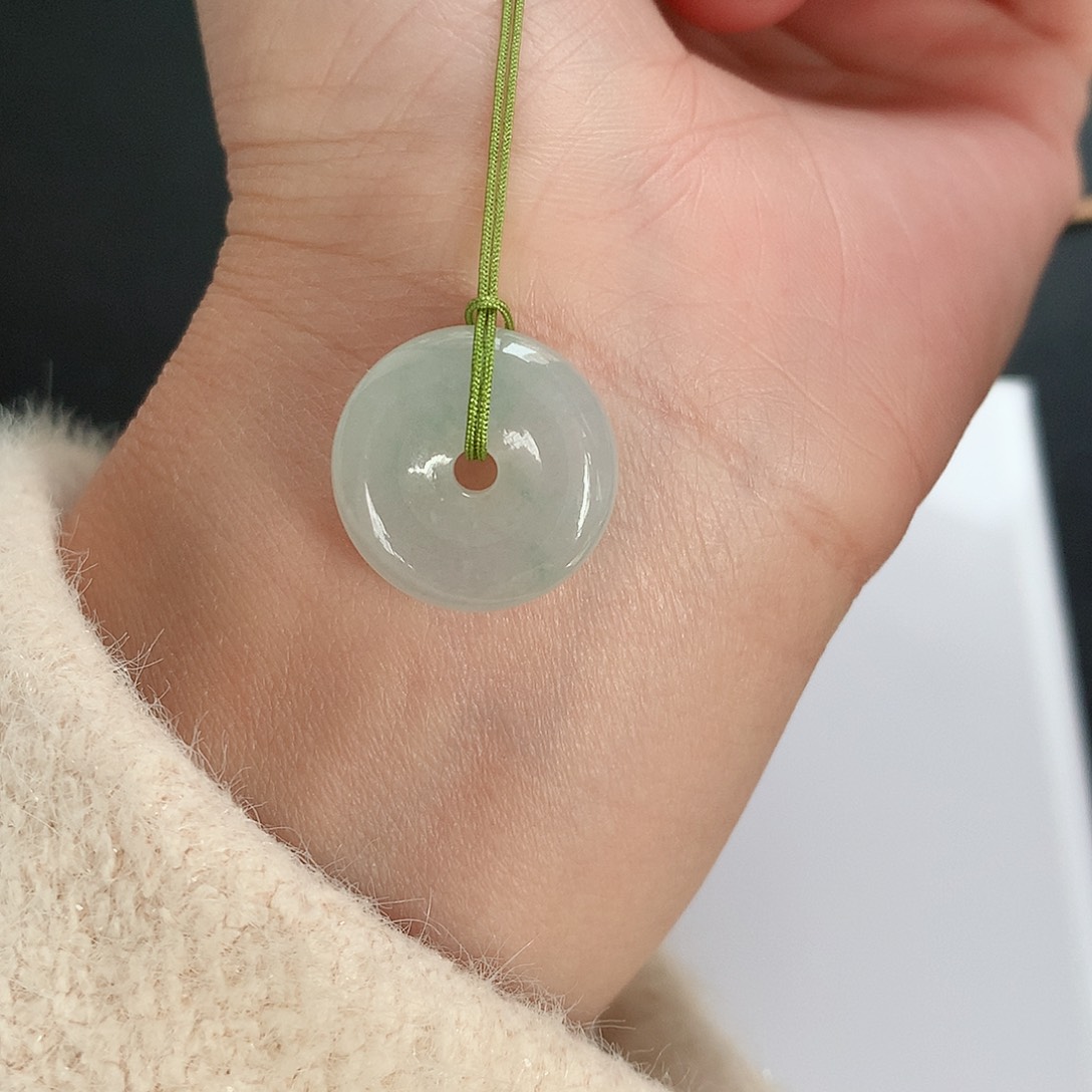颈饰未镶嵌翡翠扣
