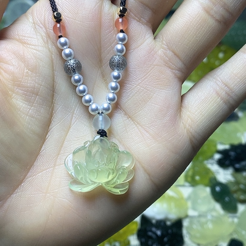 【闪购商品】蛇纹石玉颈饰未镶嵌