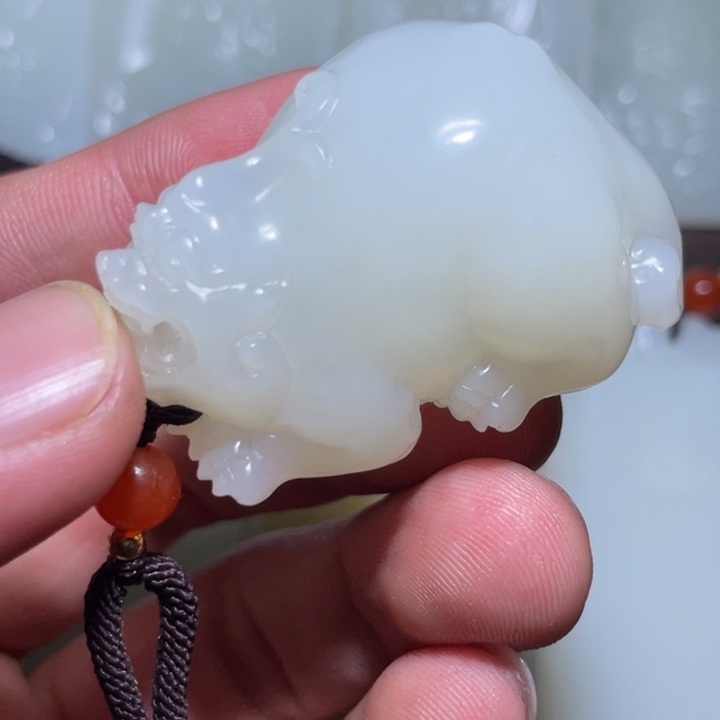 和田玉颈饰未镶嵌