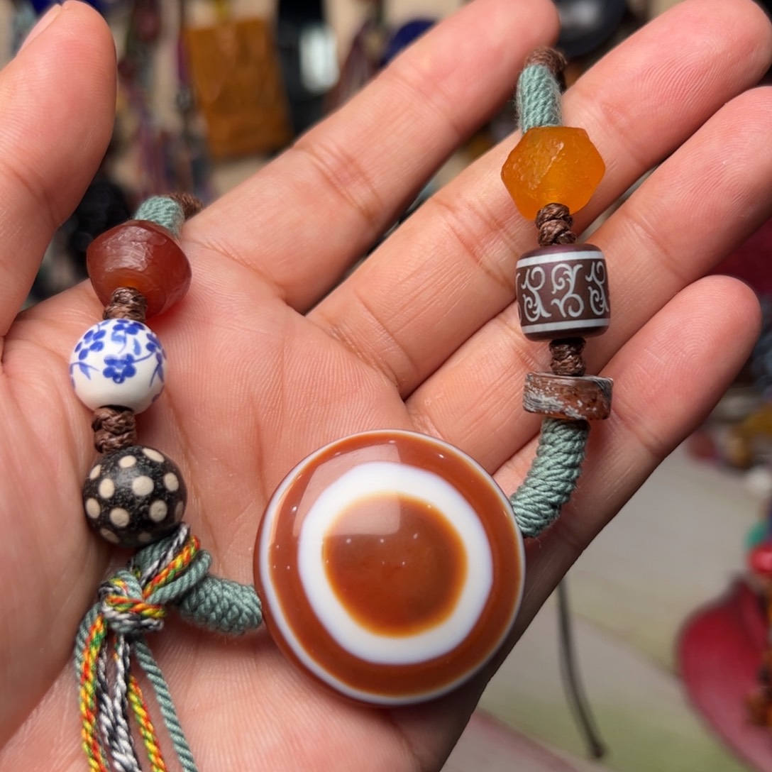 玛瑙/玉髓颈饰未镶嵌