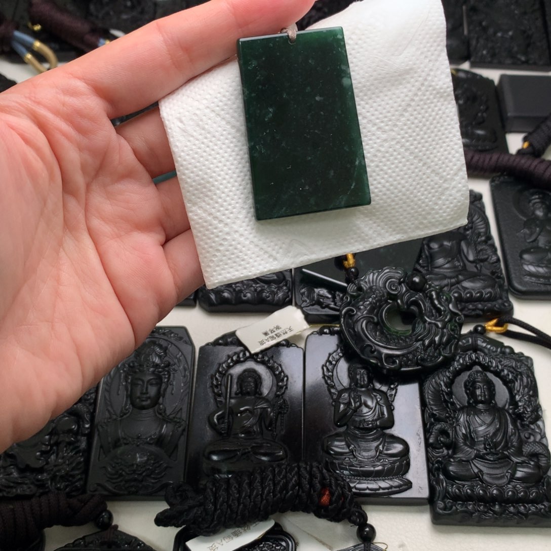 翡翠未镶嵌挂件天然a货钢琴黑挂件