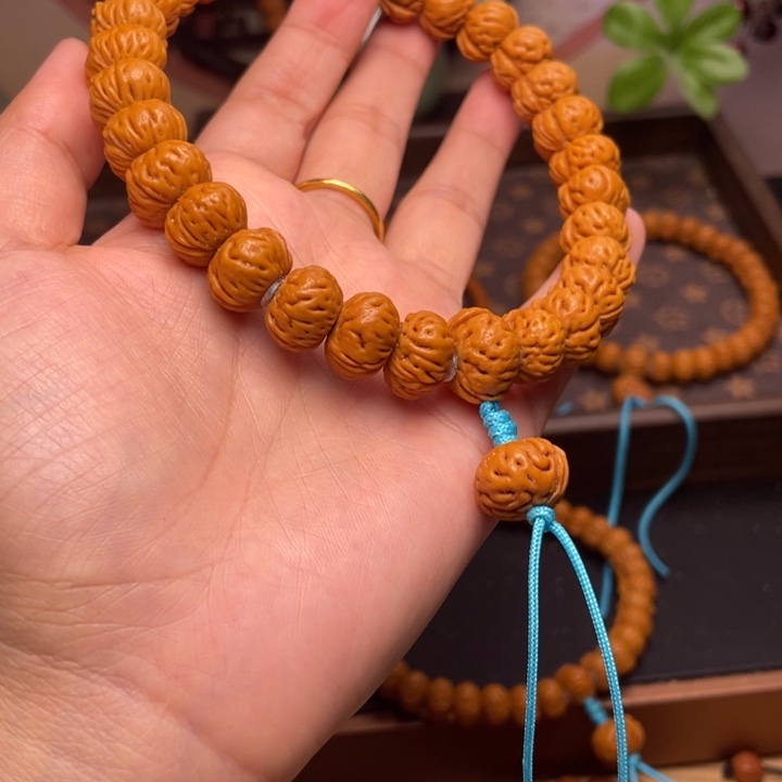 手串桃核龙纹桃核