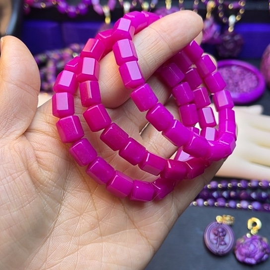 非金属六凌珠手串粉色