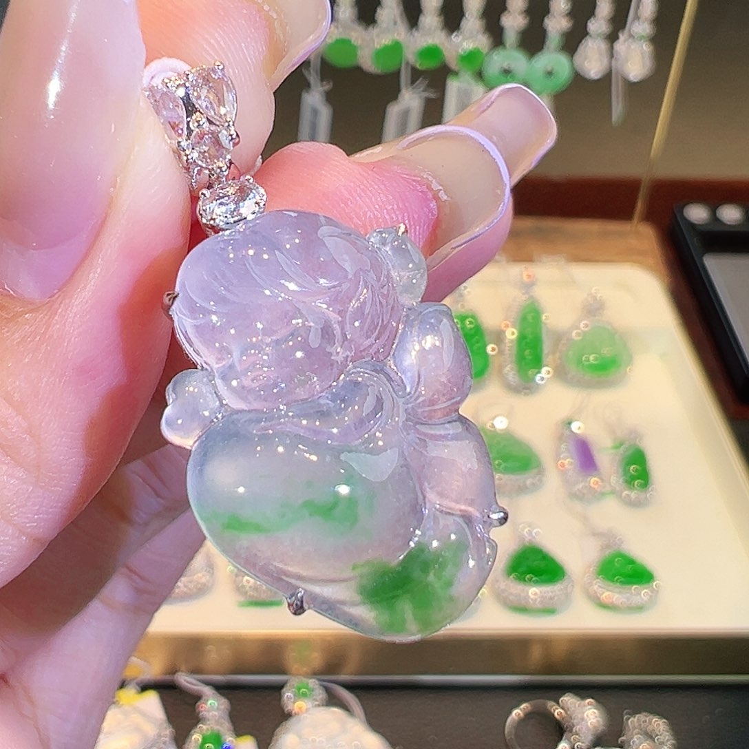 吊坠(不含链)18K金镶嵌翡翠翡翠