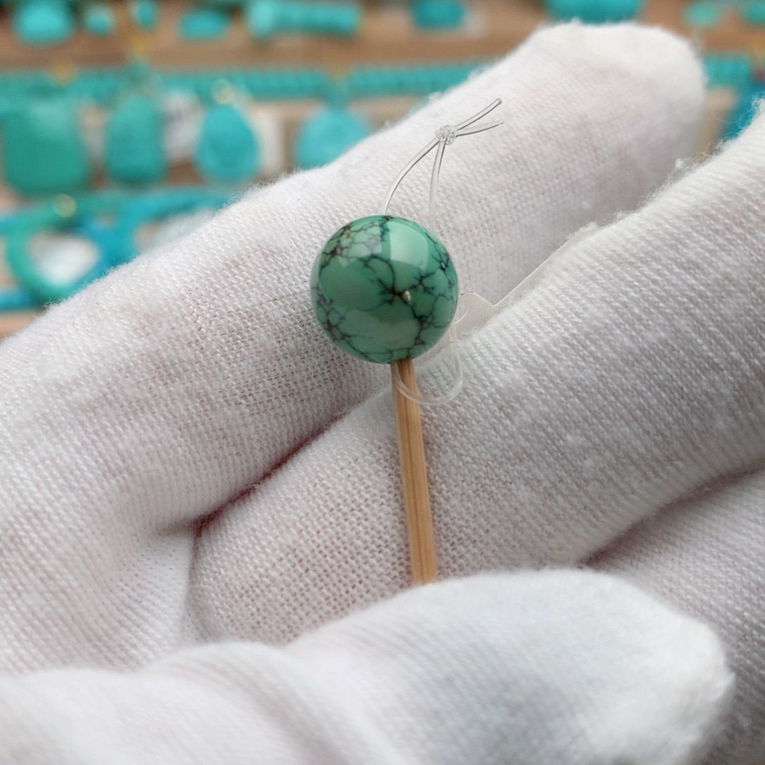 绿松石未镶嵌珠宝奇石10.6mm