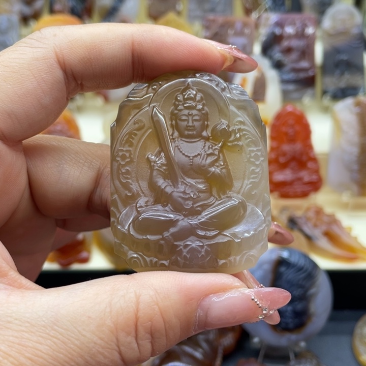 玛瑙/玉髓吊坠(赠链)未镶嵌?****方吊坠