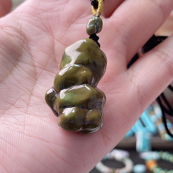 未镶嵌绿松石珠宝奇石