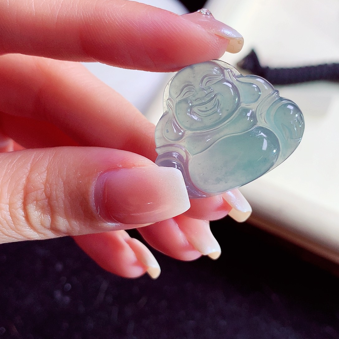 颈饰未镶嵌翡翠天然