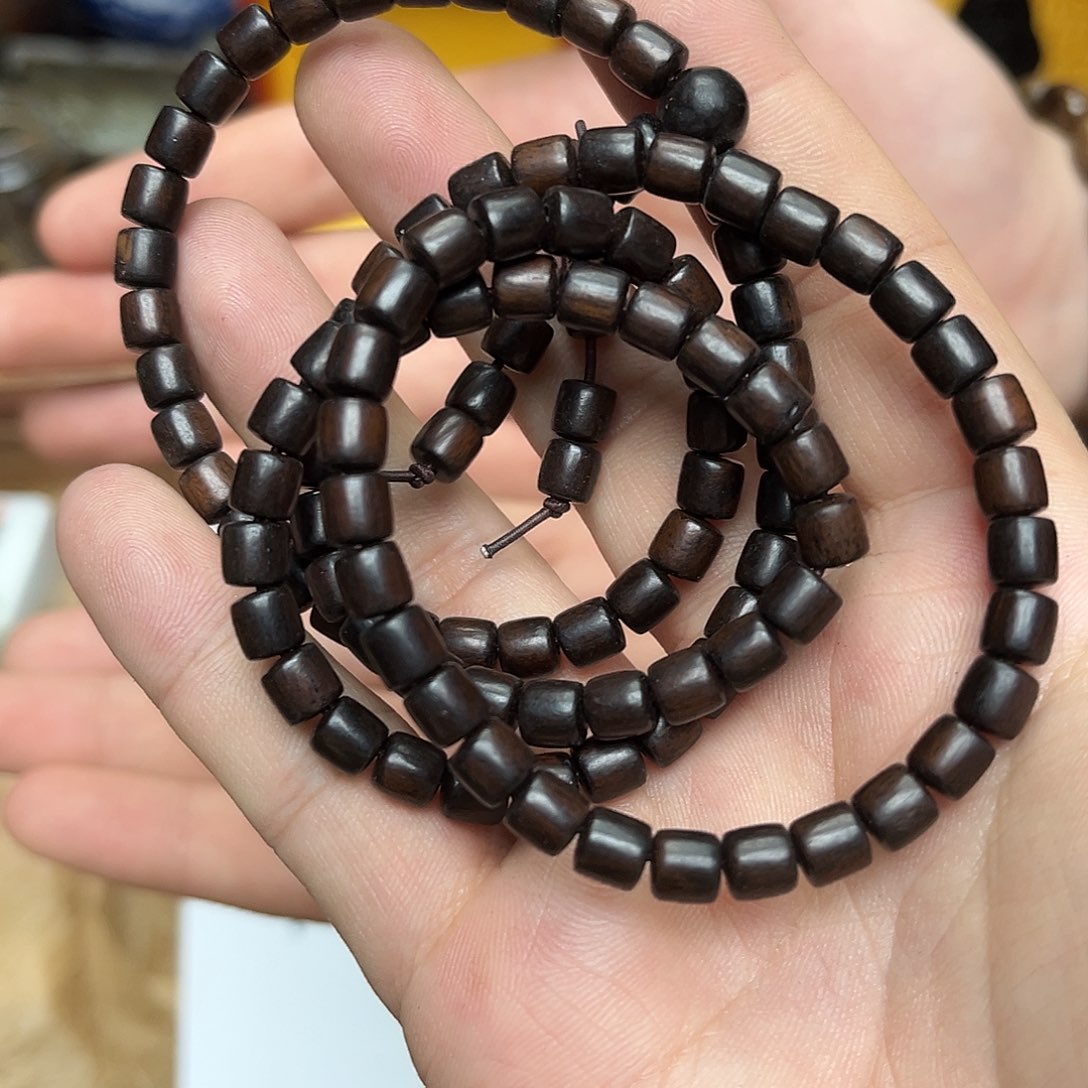 大叶紫檀（黑酸枝木类）