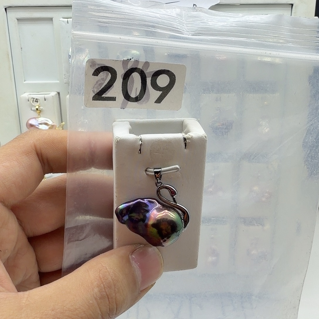 合金淡水珍珠颈饰