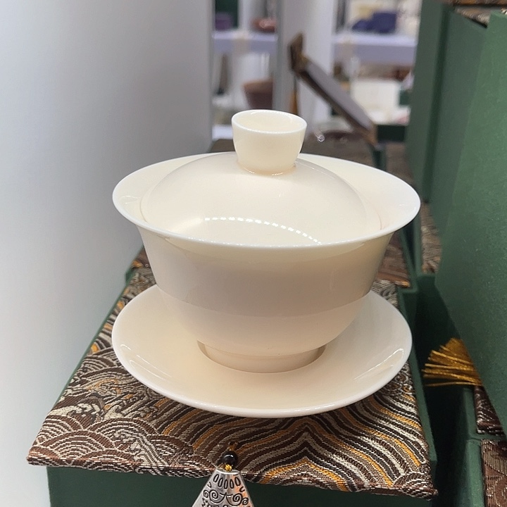 福利待遇多多哦哦哦哦