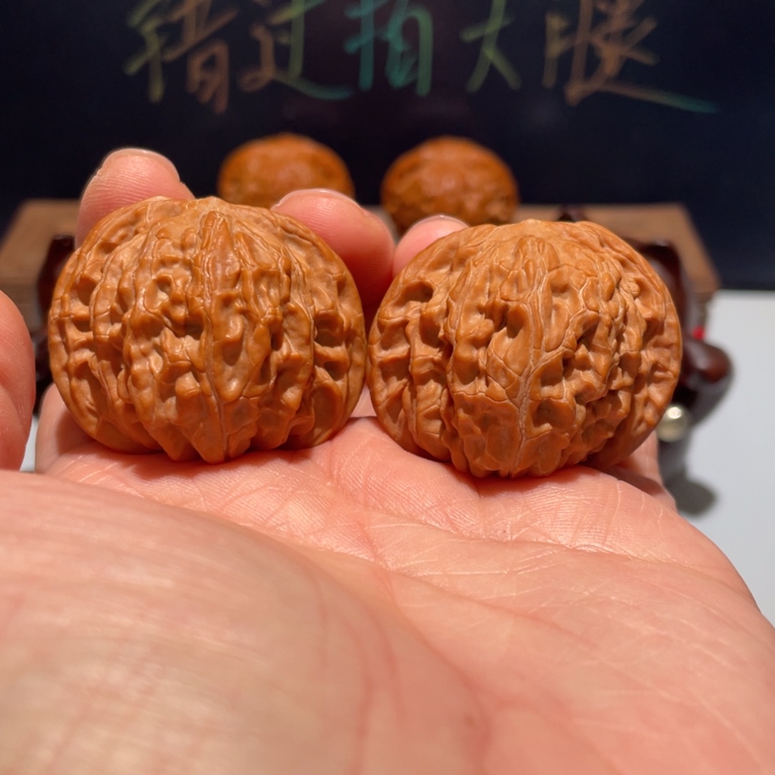 文玩核桃把件磨盘40全品