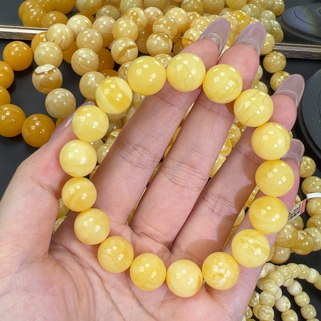 琥珀未镶嵌手链19.3黄白蜡