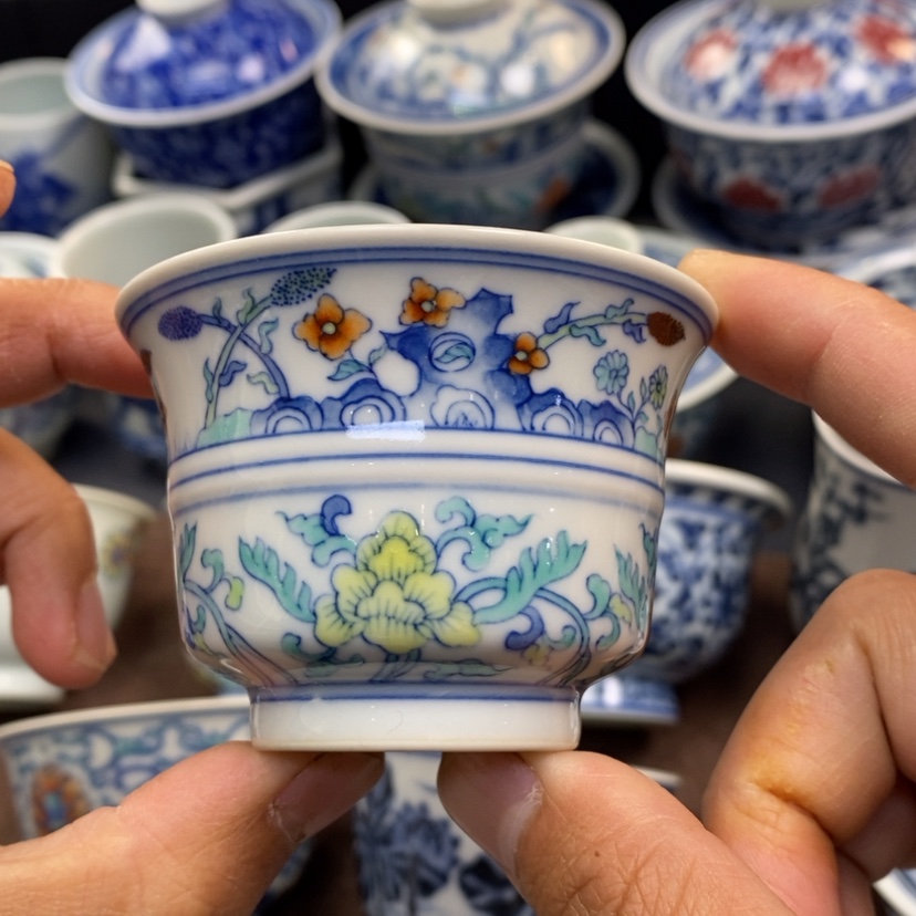 【闪购商品】景德镇青花斗彩主人杯