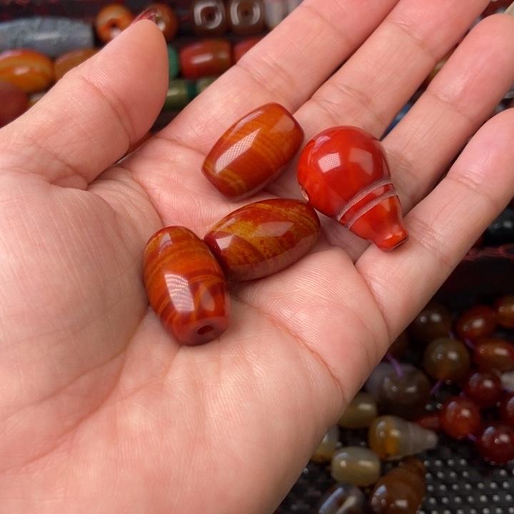 【闪购商品】玛瑙/玉髓珠宝半成品未镶嵌缠丝桶珠配饰