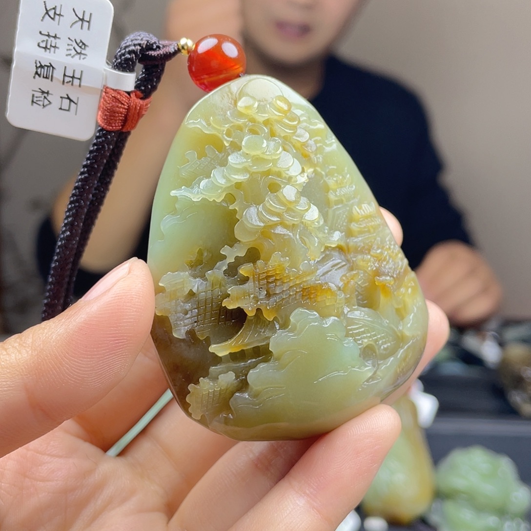 和田玉未镶嵌颈饰